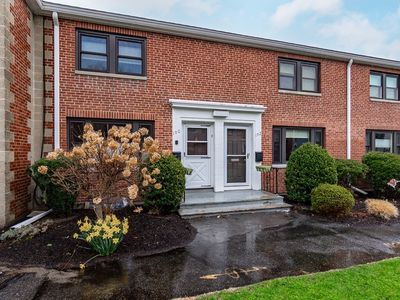 190 Church St UNIT 190, Waltham, MA, 02452