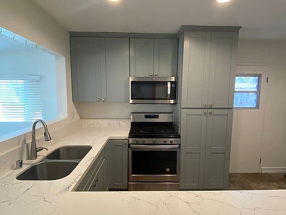 3rd image of 4511 Paola Way