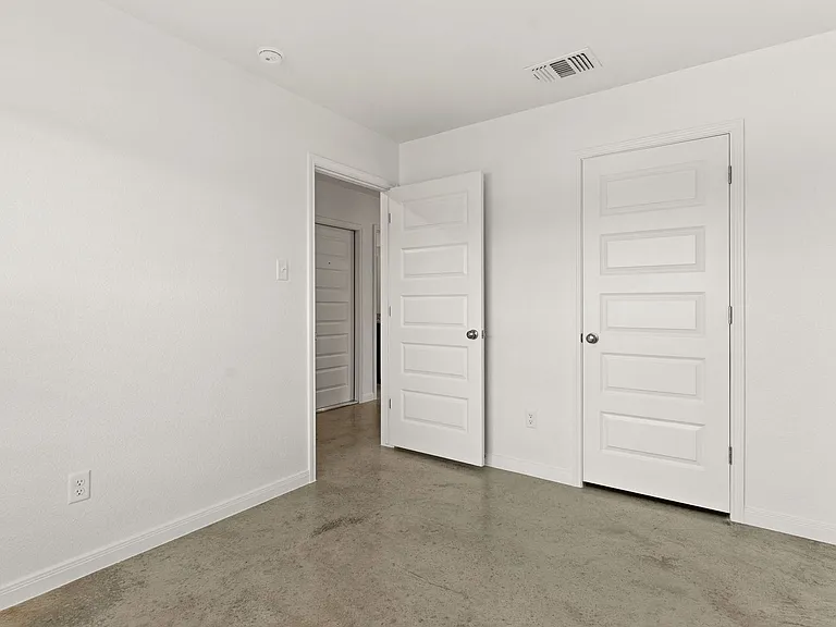 906 Wax Myrtle Ct — Photo 13