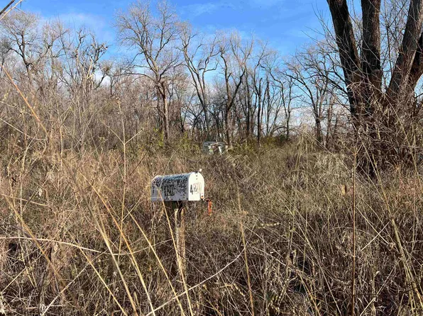 420 E 86th St S, Haysville, KS 67060