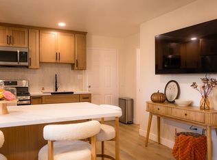 2952 S Desert Forest Ave #B, Ontario, CA 91761