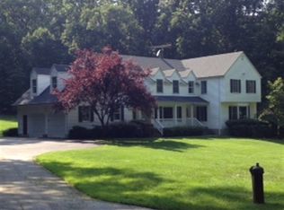 35 Mount Lebanon Rd, Long Valley, NJ 07853