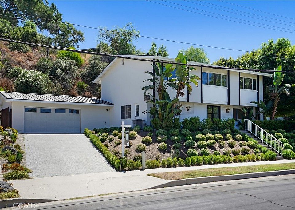 1st image of 6022 Manton Ave