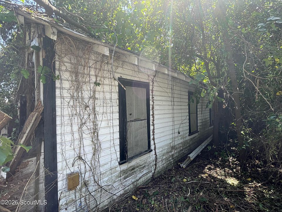 2nd image of 711 Oglethorpe St