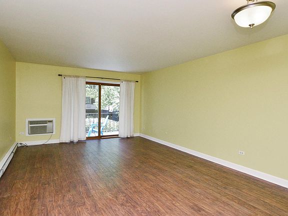 4th image of 1321 W Birchwood Ave APT 210