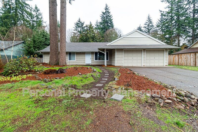 1st image of 417 NE 124th Ave