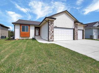 2744 E Ironstone St, Wichita, KS 67219