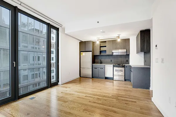 Rented by EXR | media 2