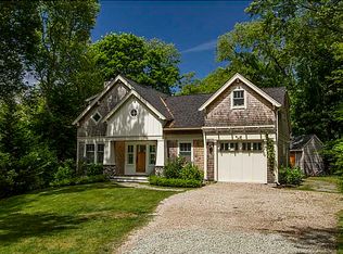 36 Maple Ave, Jamestown, RI 02835