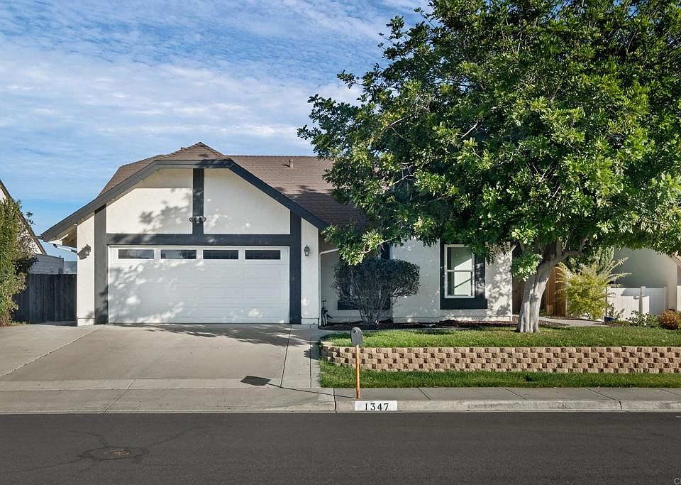 1st image of 1347 Dorsey Way