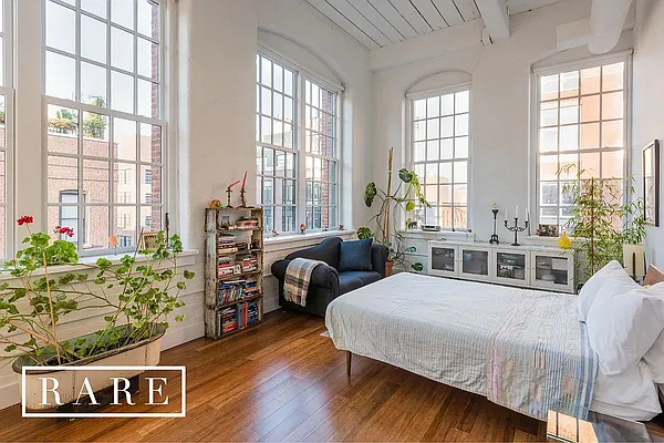 Rented by Find What’s Rare | media 10