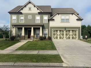 8321 Front Gate Cir, Ooltewah, TN 37363