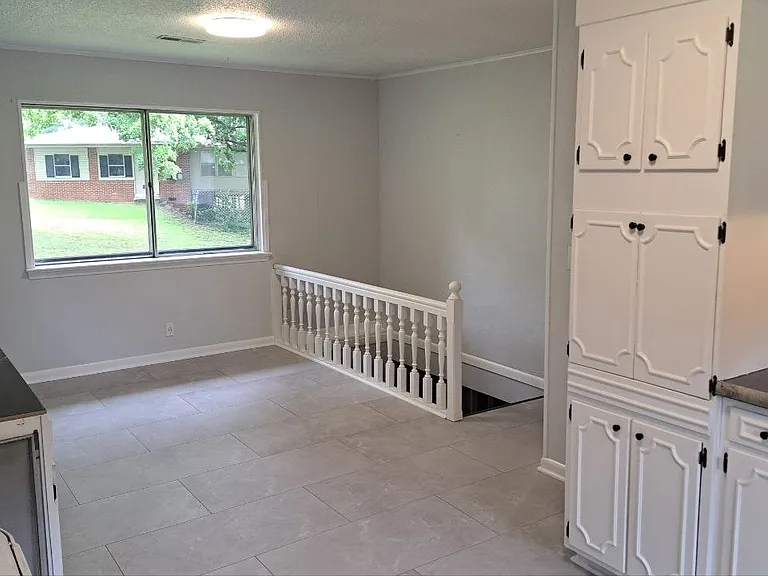 4101 Melinda Dr — Photo 30