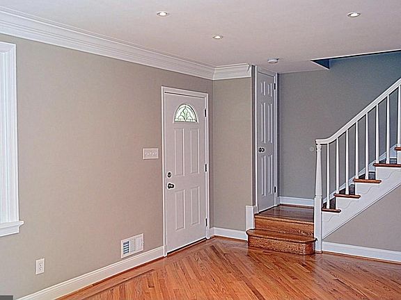 Entrance to living room