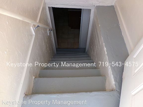 4th image of 321 E 2nd St APT 2