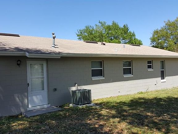 5th image of 1080 Carol Anderson Dr