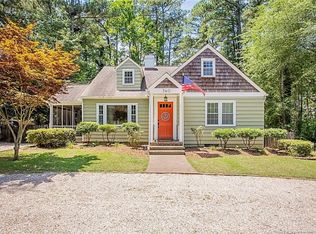 360 E Indiana Ave, Southern Pines, NC 28387