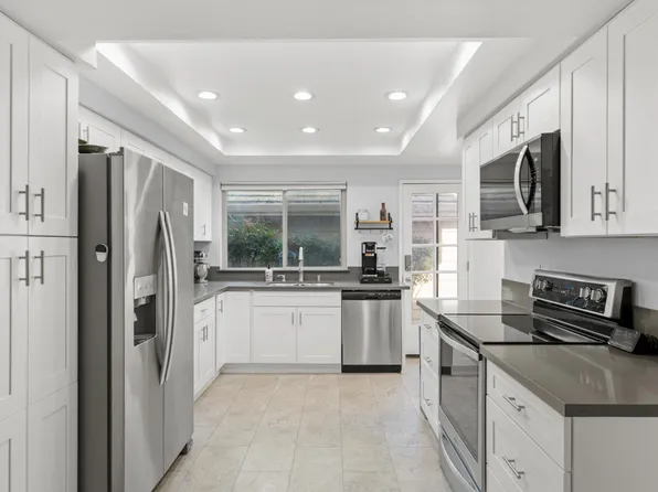 8169 Chenin Blanc Ln, Fair Oaks, CA 95628