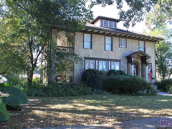 2nd image of 902 Iberville St