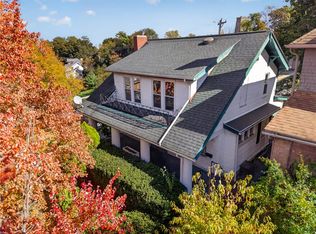 301 Lavina Ave, Pittsburgh, PA 15216