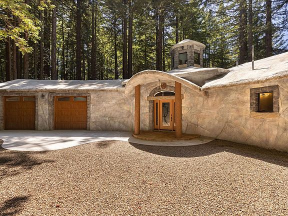 2nd image of 2264 Joy Ridge Road