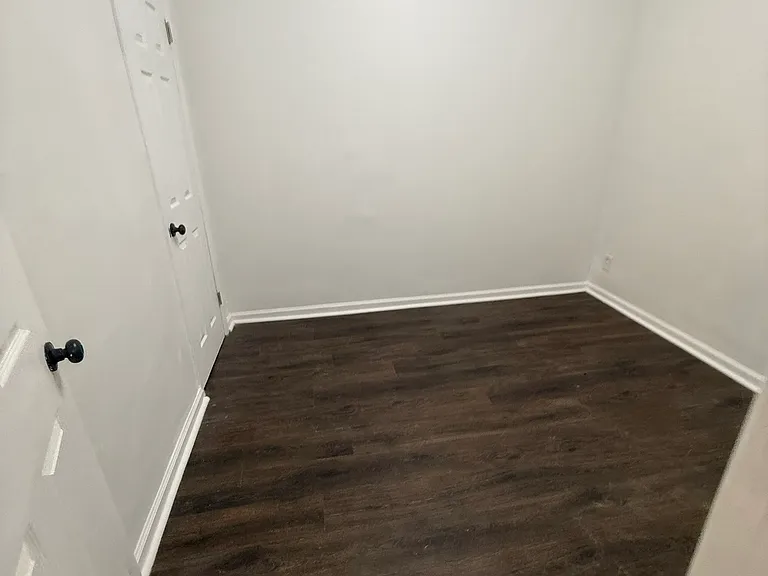 34 Fenner Ave #2 — Photo 9