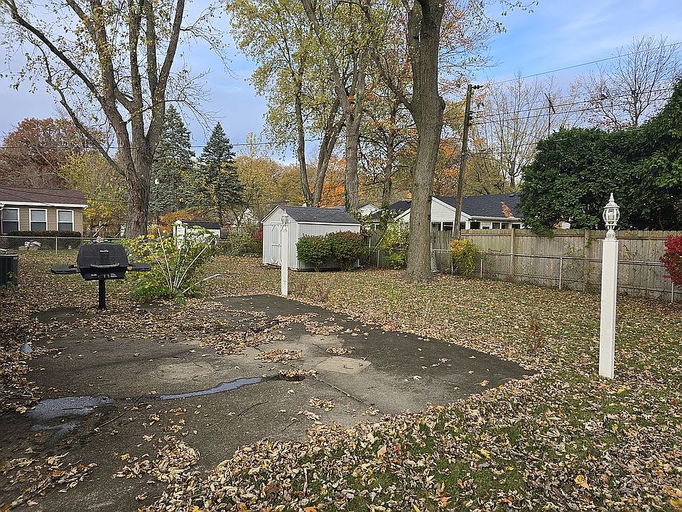 2nd image of 4300 N Tillotson Ave