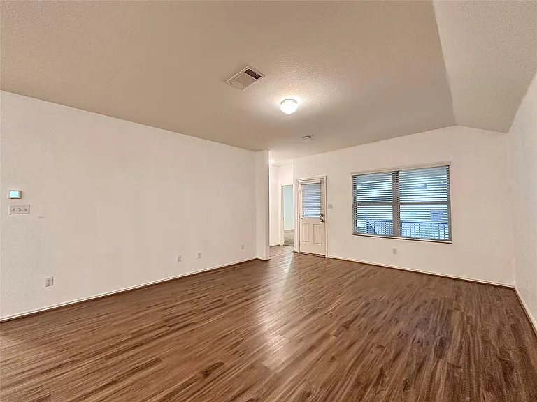 6508 Cetone Ter — Photo 26