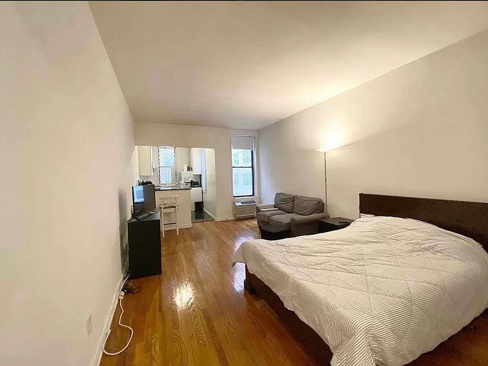1st image of 404 E 75th St APT 4G