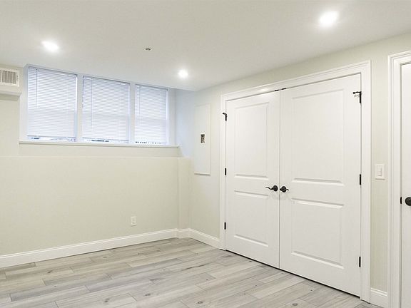 landlord_unit_photo_36801673_4