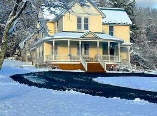 408 Cumberland Ave, New Castle, VA 24127