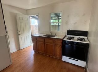 178 McKee St, Ventura, CA 93001
