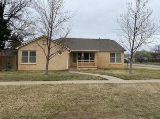 1100 W 9th St, Plainview, TX 79072