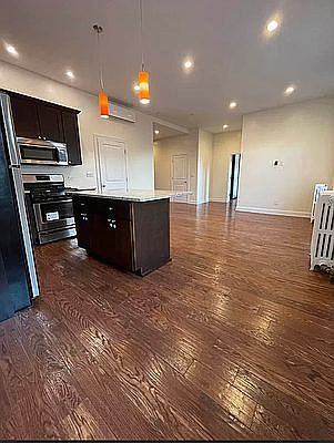3rd image of 31-25 33rd St #4