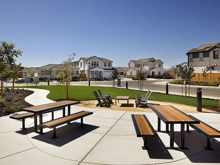 Sierra Vista — Photo 34