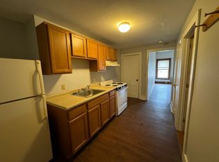 30 Main St, Springfield, VT 05156