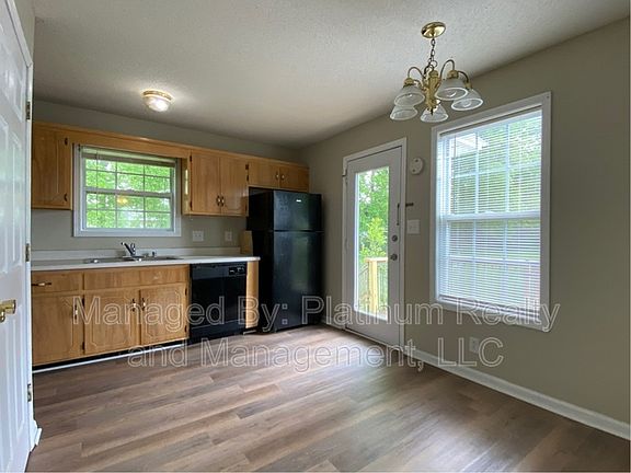 4th image of 1812 Harbor Dr