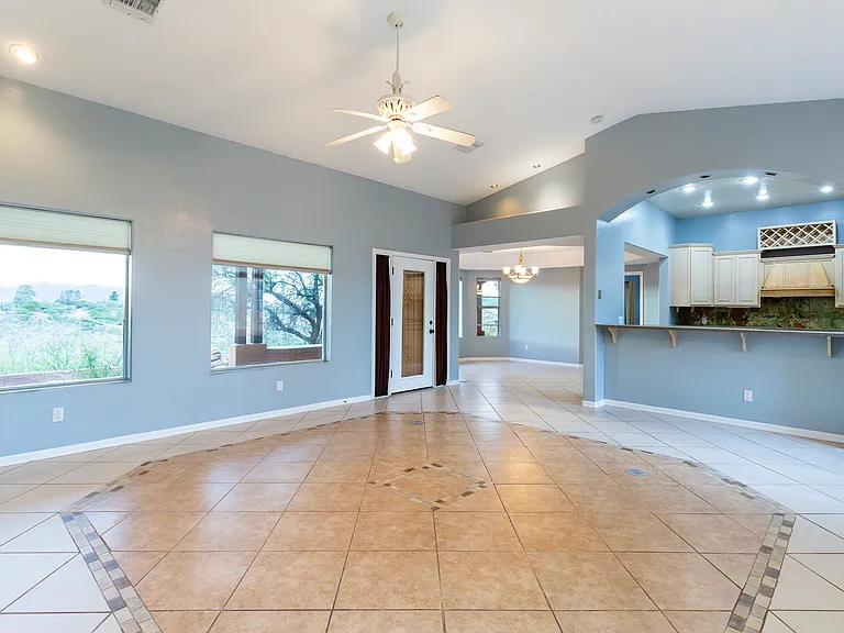 414 Bury Ct — Photo 7