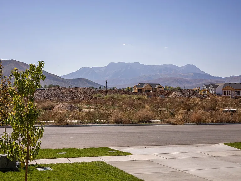 1153 Becca Rd — Photo 5