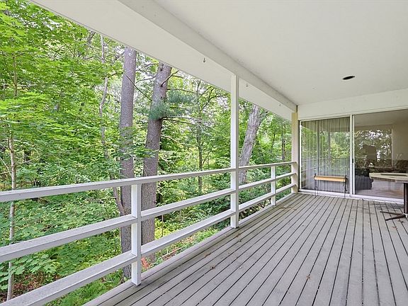4th image of 37 Oxbow Rd