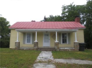 1719 E Meadow Rd, Eden, NC 27288