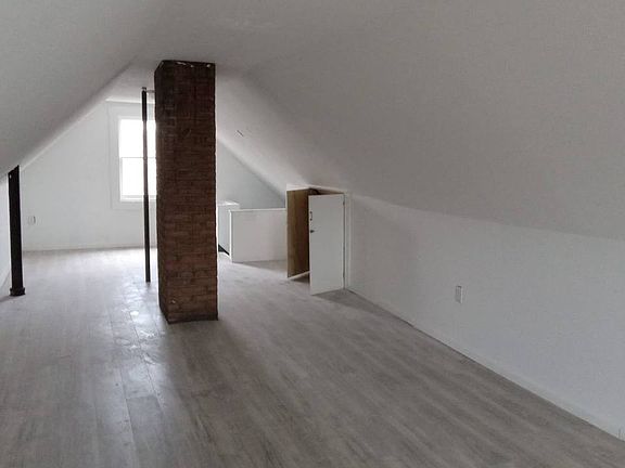 5th image of 3391 E 134th St
