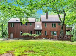 10 Kendall Hill Rd, Mont Vernon, NH 03057