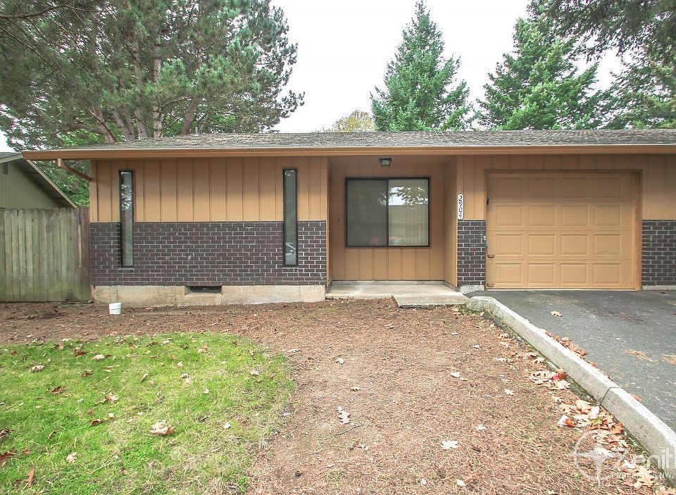1st image of 2904 NE 86th Ave