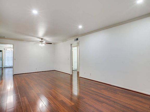 2nd image of 7926 Broadway St APT 603