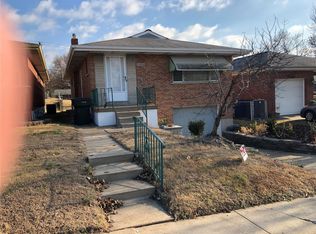 7436 Morgan Ford Rd, Saint Louis, MO 63116