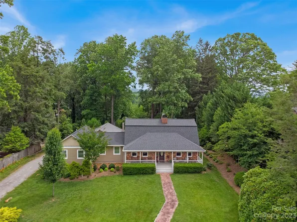 170 Probart St, Brevard, NC 28712
