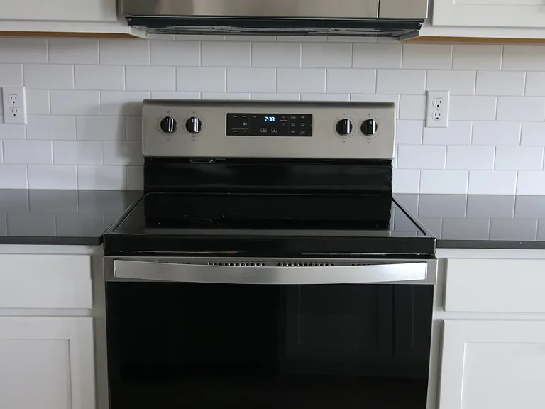 3208 NE 120th Cir — Photo 9