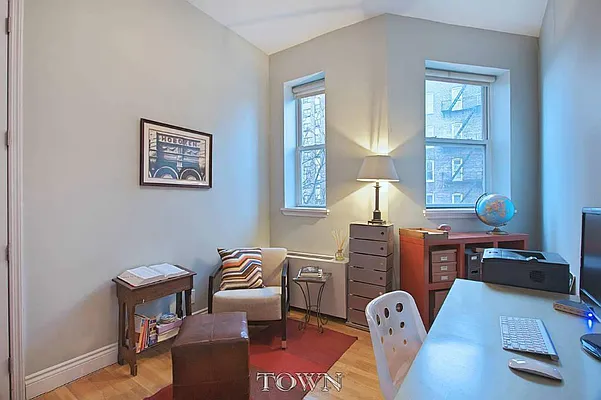 Rented by Town Residential | media 37