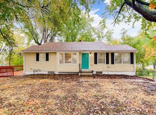 9800 Plymouth Ln, Raytown, MO 64133